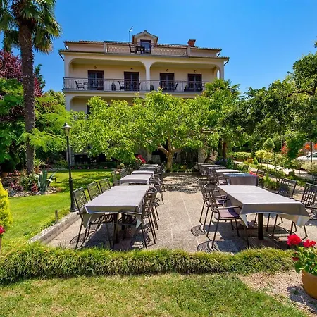 Bed & Breakfast Marijana 4*