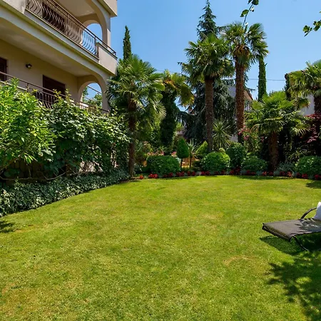 Marijana Bed & Breakfast 4*