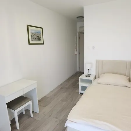 Bed & Breakfast Marijana